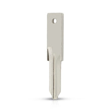 Load image into Gallery viewer, Dandkey Remote Key Shell For Renault Duster Clio DACIA 3 Twingo Logan Sandero Modus For Nissan